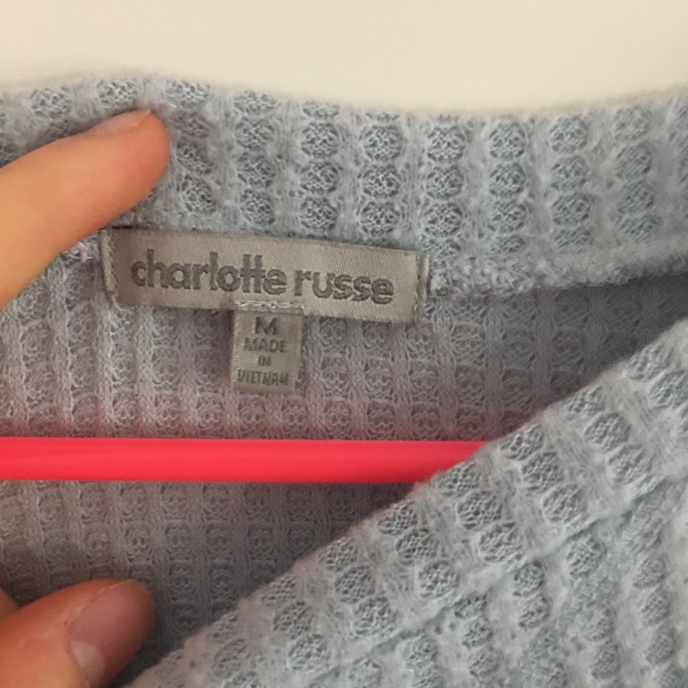 Light Sweater Bundle!! - Picture 6 of 7